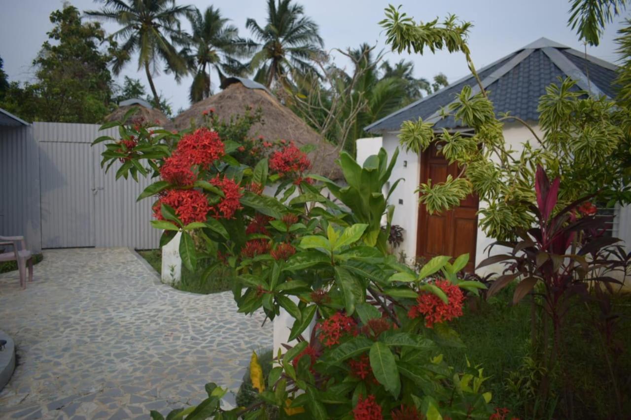 Le Epic Resort Virāmpattinam المظهر الخارجي الصورة